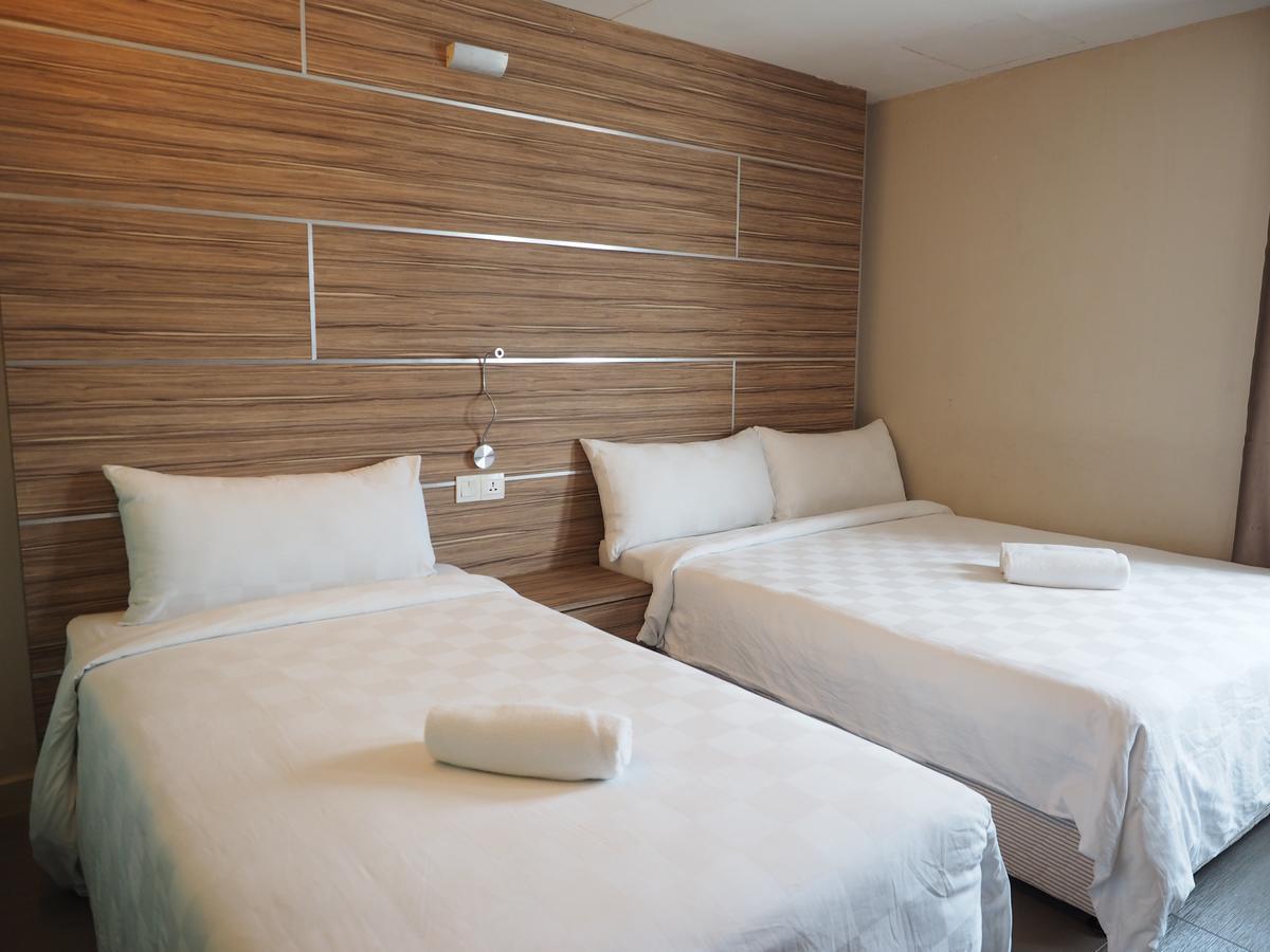 Mornington Hotel Medan Ipoh Buitenkant foto